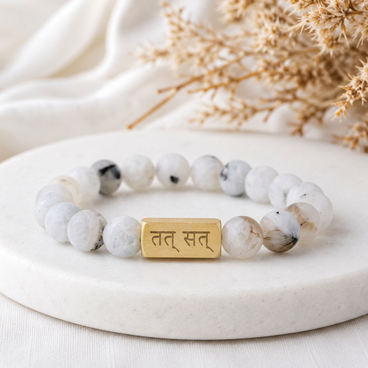 Moonstone | Numerology No. 2 | For Emotional Balance & Intuition